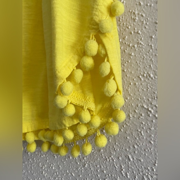 NWT - Lilly Pulitzer Women’s Small Yellow Sleeveless McKee Top with Pom Poms - Picture 6 of 16